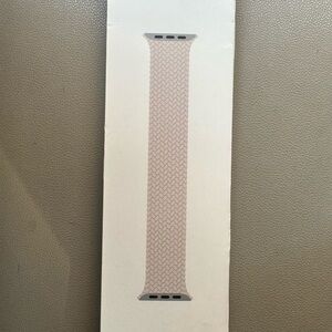 Apple Watch 41mm Braided Solo Loop New in Box Starlight Size 3 retail price $99.